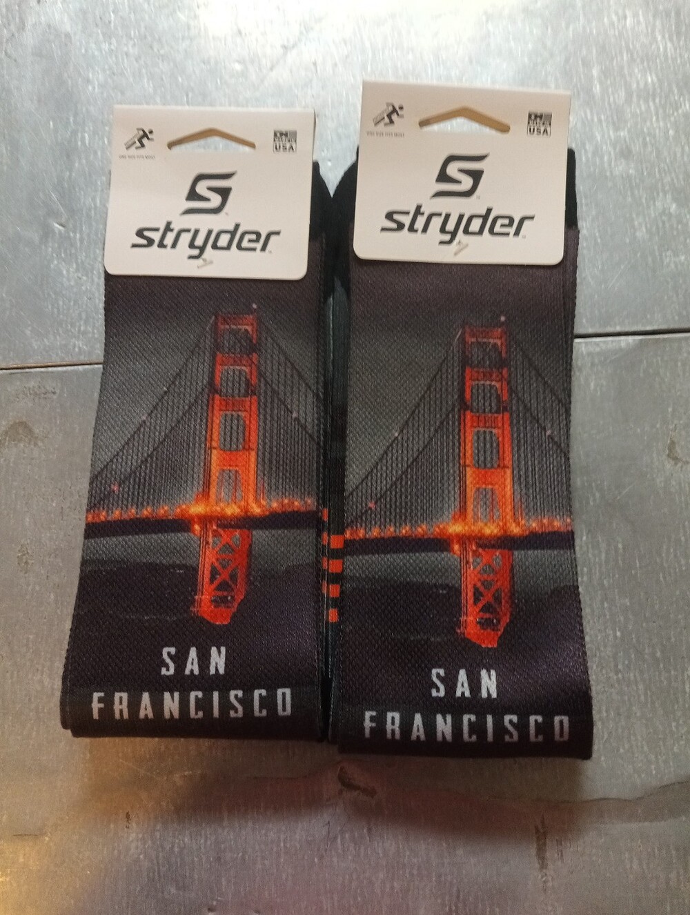 Stryder NWT Mens Bamboo Footbed Socks 2 Pairs One Size Fits Most